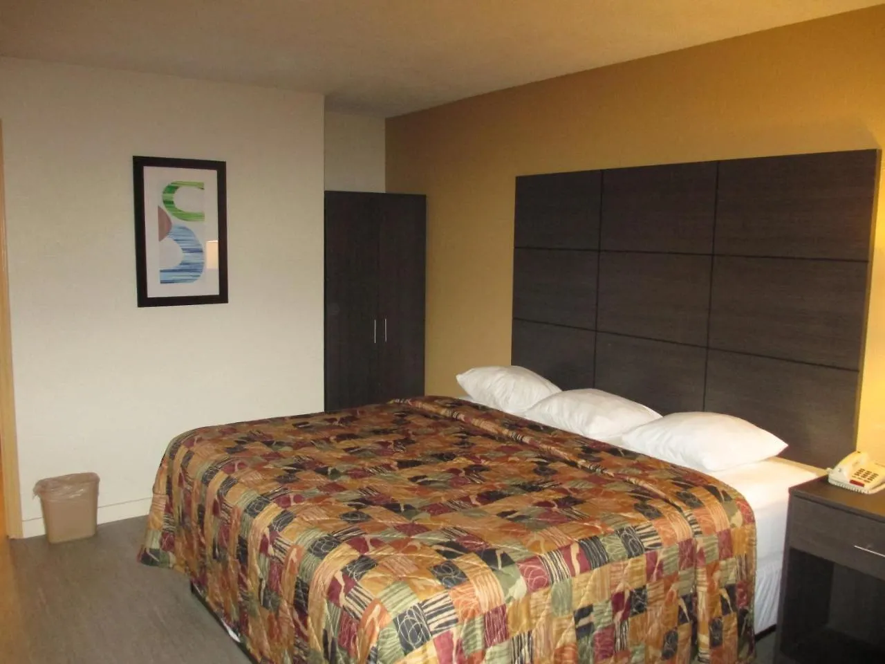 Sunset Inn Northlake Charlotte 0*,  United States